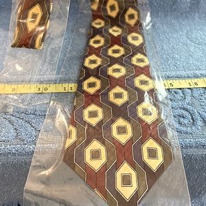 x’Andrini Men’s Necktie NEW